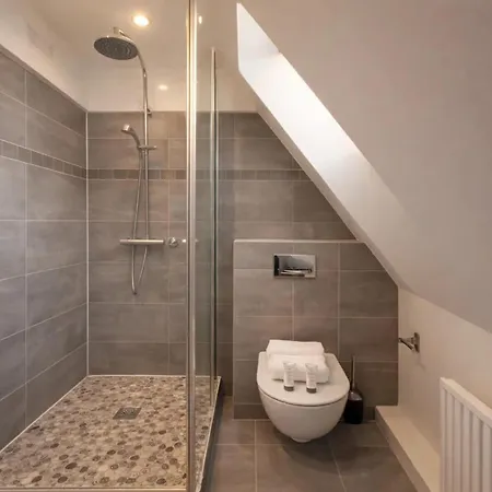 Place Des Vosges Apartment Paris